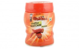 Goldiee Stuffed Red Chilli Pickle   Plastic Jar  1 kilogram